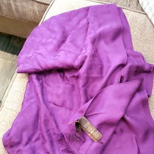 Coach Signature Wrap - scarf in purple
